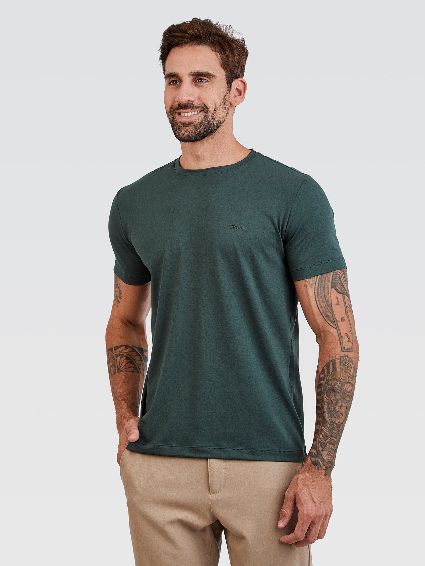 Camiseta Básica Verde Bosque Logo Verde