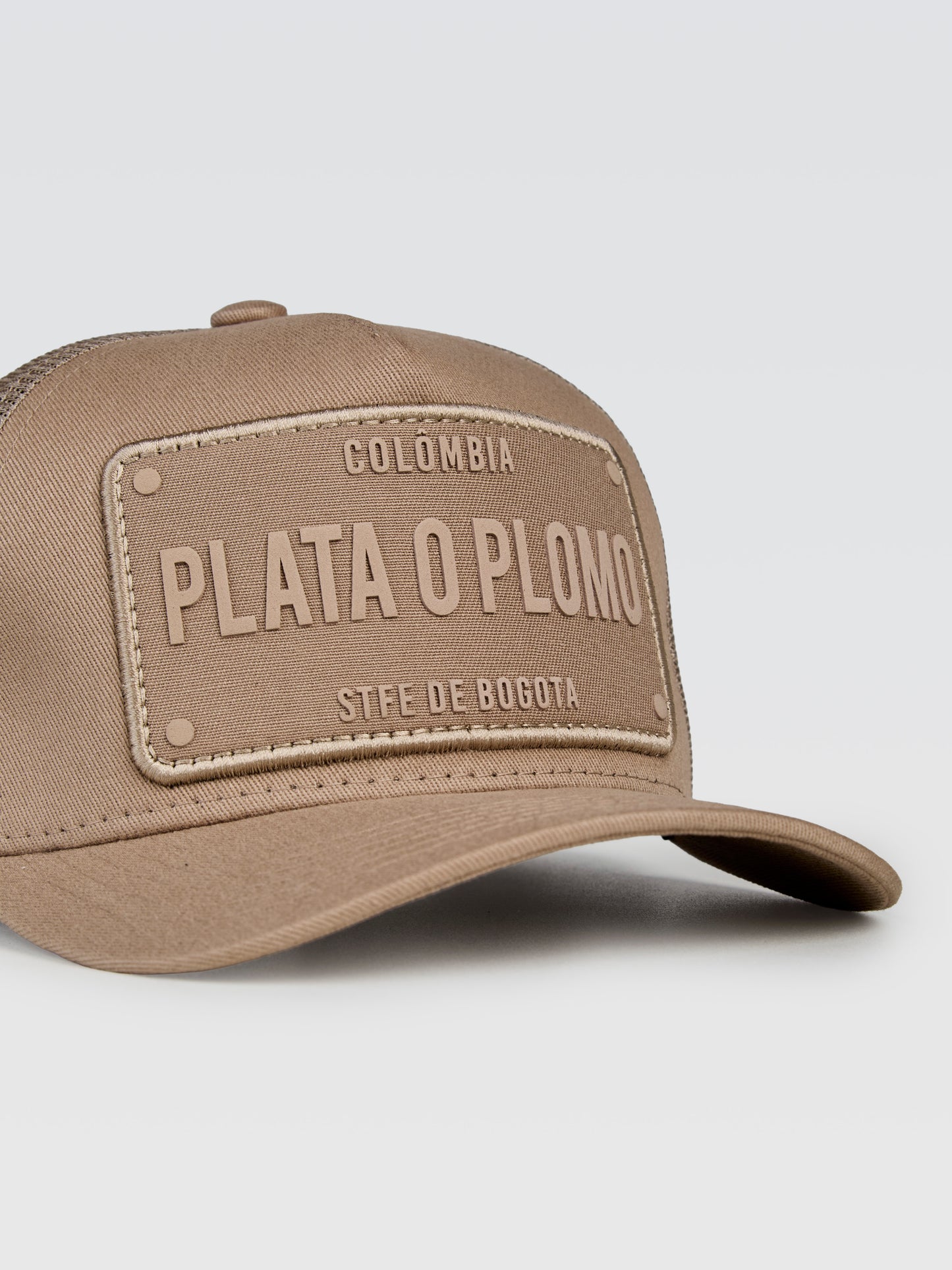 Boné Plata o Plomo Nude