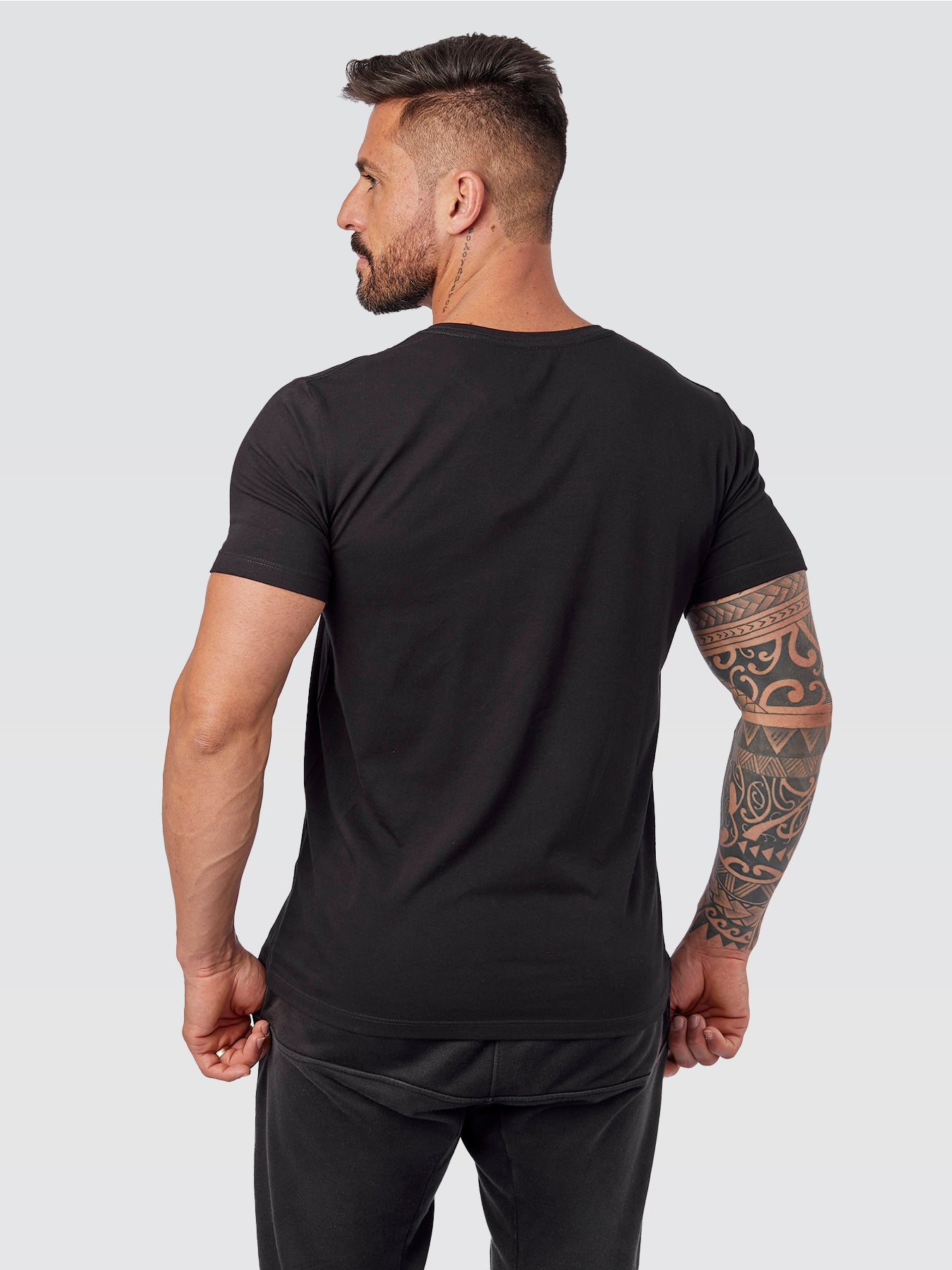 Camiseta Básica Preto Logo Preto
