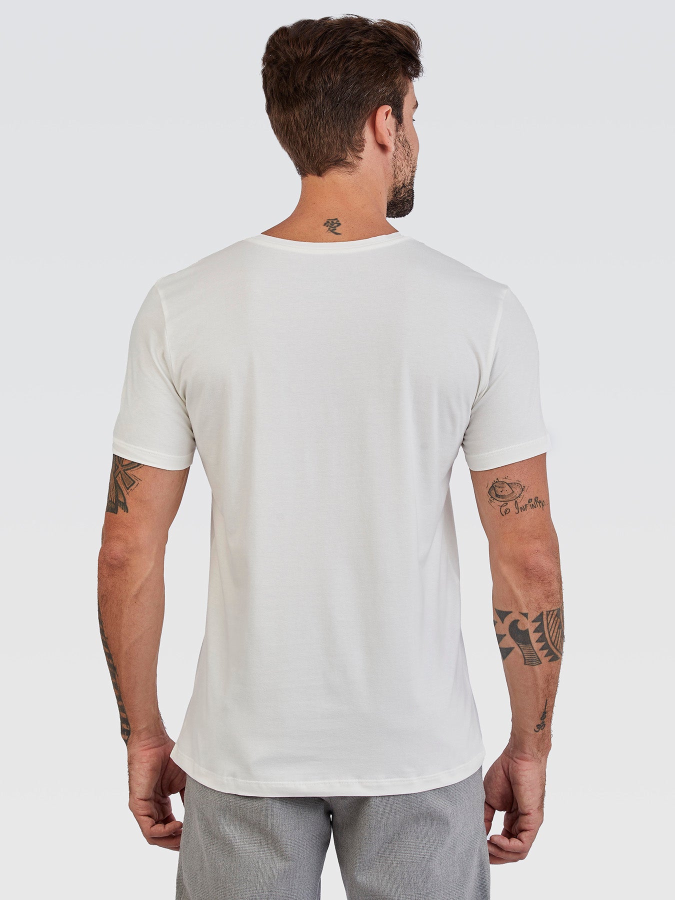 Camiseta Básica Off White Logo Preto